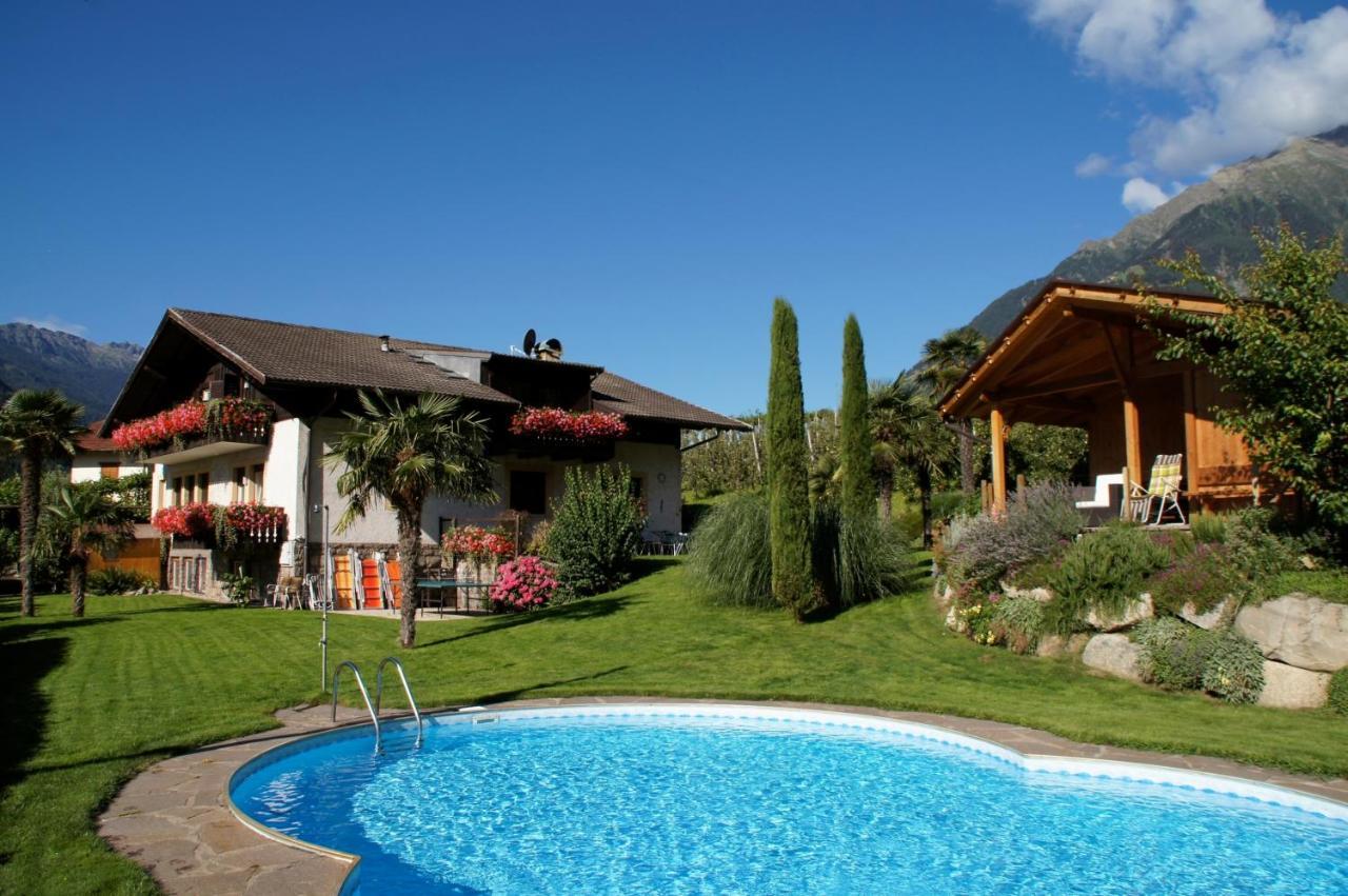 Oberangerhof Aparthotel Lagundo Exterior photo